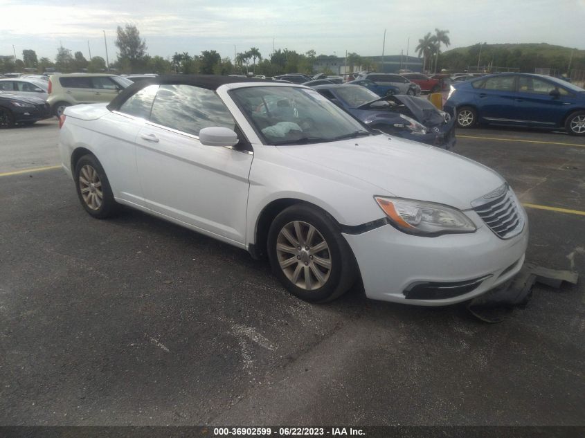 2013 CHRYSLER 200 TOURING - 1C3BCBEB2DN526780