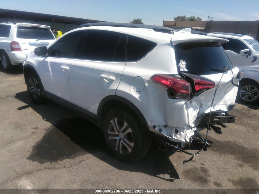 VIN JTMZFREV9JJ174532 2018 TOYOTA RAV4 LE