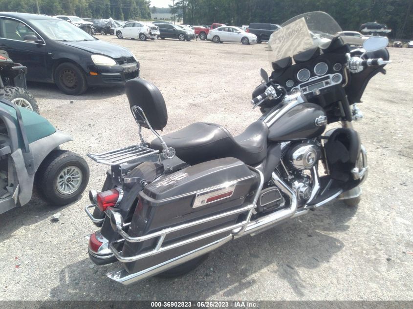 2009 HARLEY-DAVIDSON FLHTCU - 1HD1FC4199Y687614