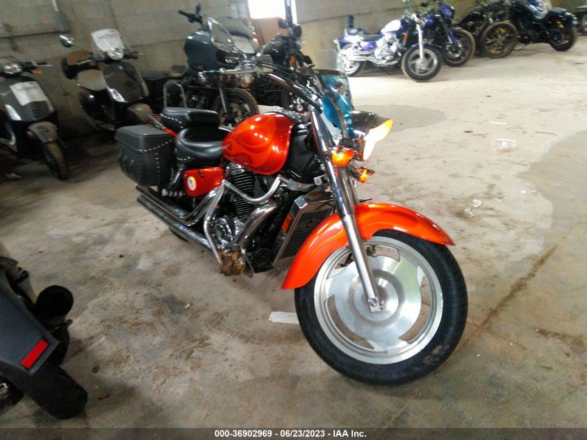 2002 HONDA VT1100 C2 - 1HFSC43022A204319