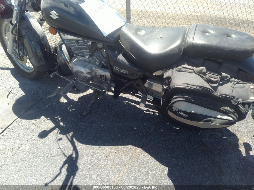 2005 SUZUKI GZ250 VTTNJ48A852102100