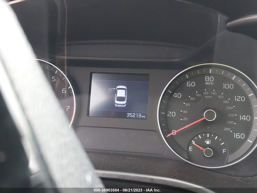 VIN 3KPF24AD3LE176128 2020 KIA FORTE LXS