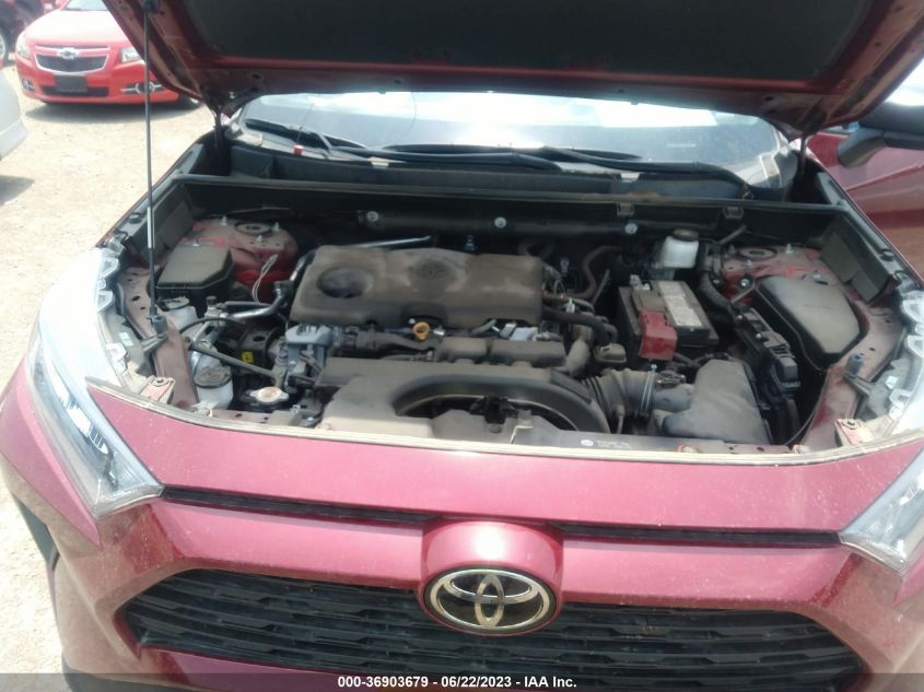 2T3H1RFVXMW148617 Toyota RAV4 LE 10