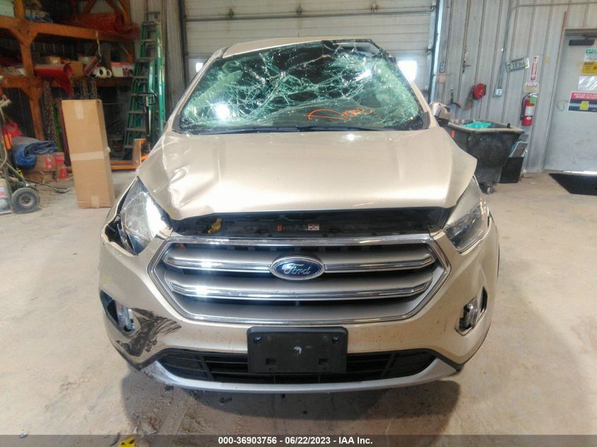 2017 FORD ESCAPE SE - 1FMCU9GD4HUD03099