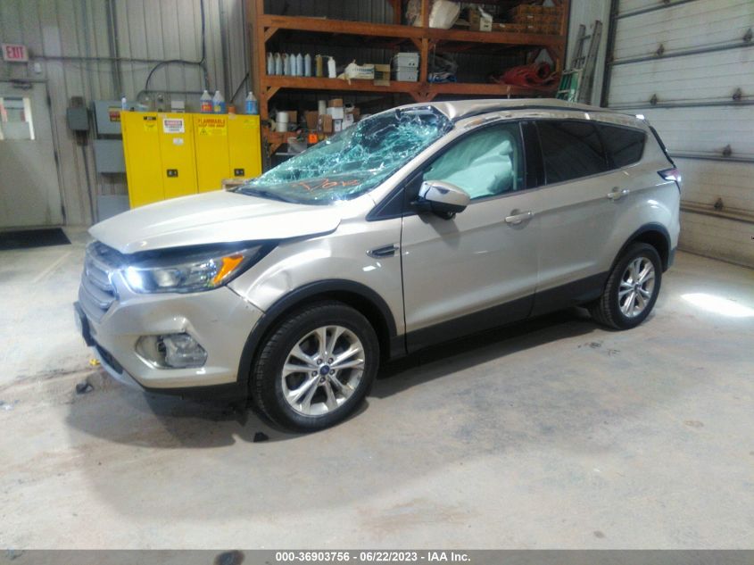 2017 FORD ESCAPE SE - 1FMCU9GD4HUD03099