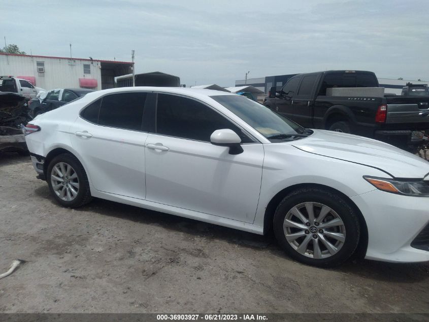 2018 TOYOTA CAMRY L/LE/XLE/SE/XSE - 4T1B11HK2JU556818