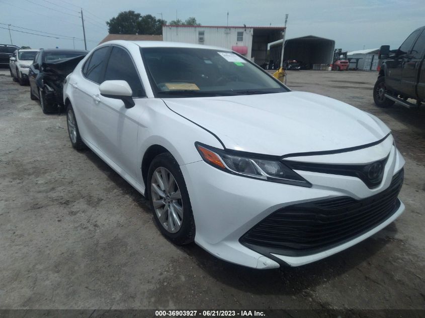 2018 TOYOTA CAMRY L/LE/XLE/SE/XSE - 4T1B11HK2JU556818