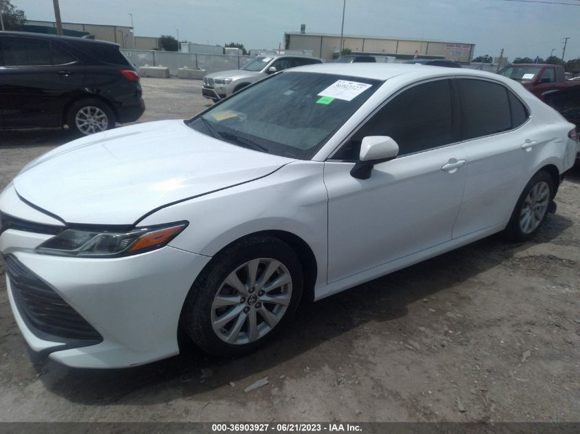 2018 TOYOTA CAMRY L/LE/XLE/SE/XSE - 4T1B11HK2JU556818