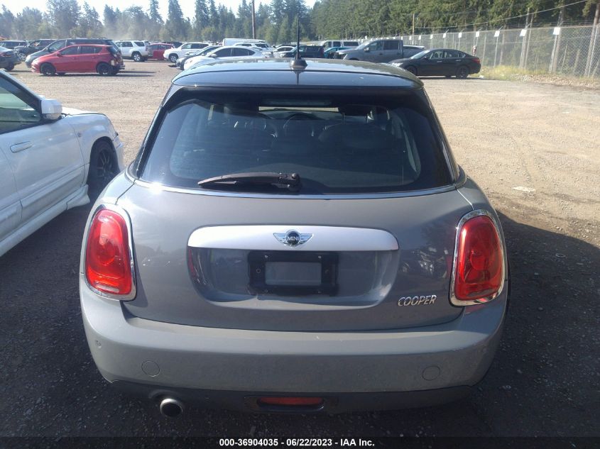 2015 MINI COOPER HARDTOP 4 DOOR WMWXS5C51FT832318