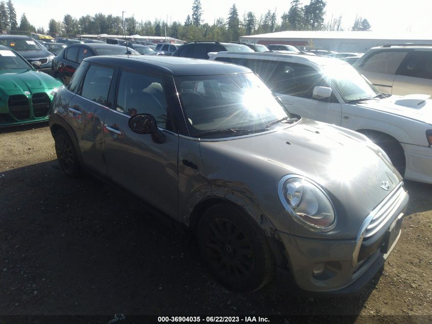2015 MINI COOPER HARDTOP 4 DOOR - WMWXS5C51FT832318
