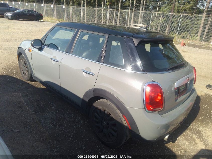 2015 MINI COOPER HARDTOP 4 DOOR WMWXS5C51FT832318