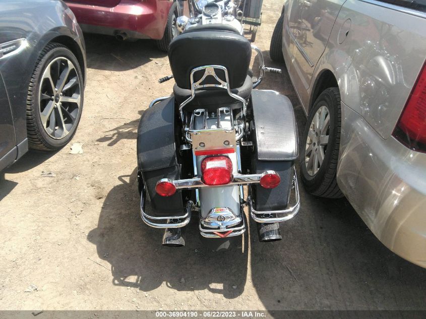 2005 HARLEY-DAVIDSON FLHRCI - 1HD1FRW175Y630662