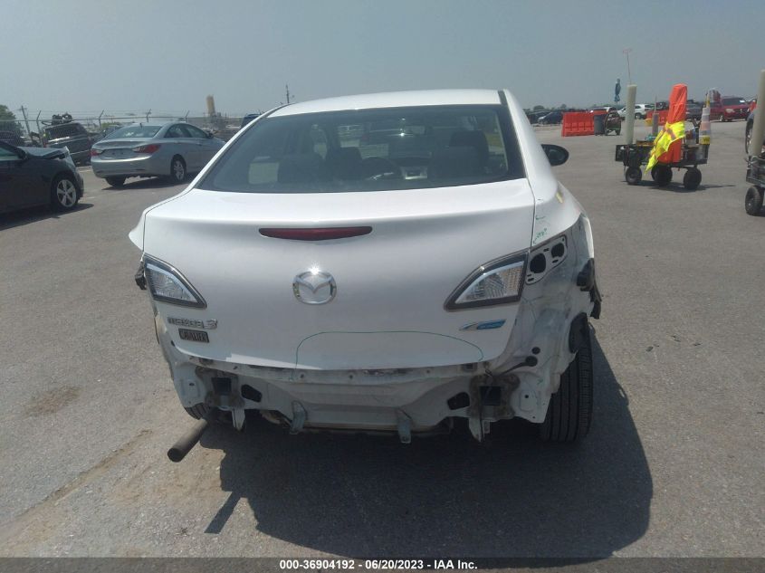 2013 MAZDA MAZDA3 I SPORT - JM1BL1U77D1845232