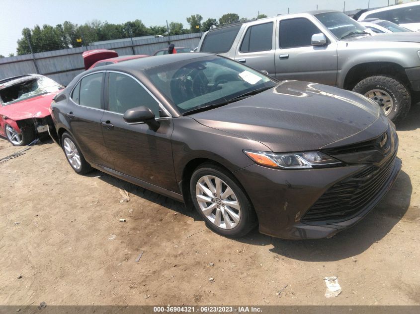 2018 TOYOTA CAMRY LE/SE/XLE/L - 4T1B11HK1JU596159