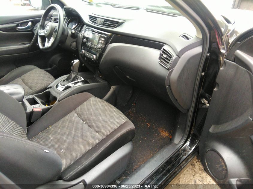 2017 NISSAN ROGUE SPORT SV - JN1BJ1CR9HW117044