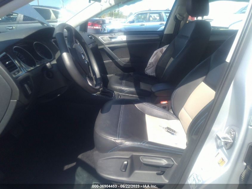 2016 VOLKSWAGEN E-GOLF SE - WVWKP7AU2GW916541