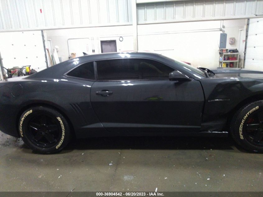 2015 CHEVROLET CAMARO LS - 2G1FB1E34F9235943