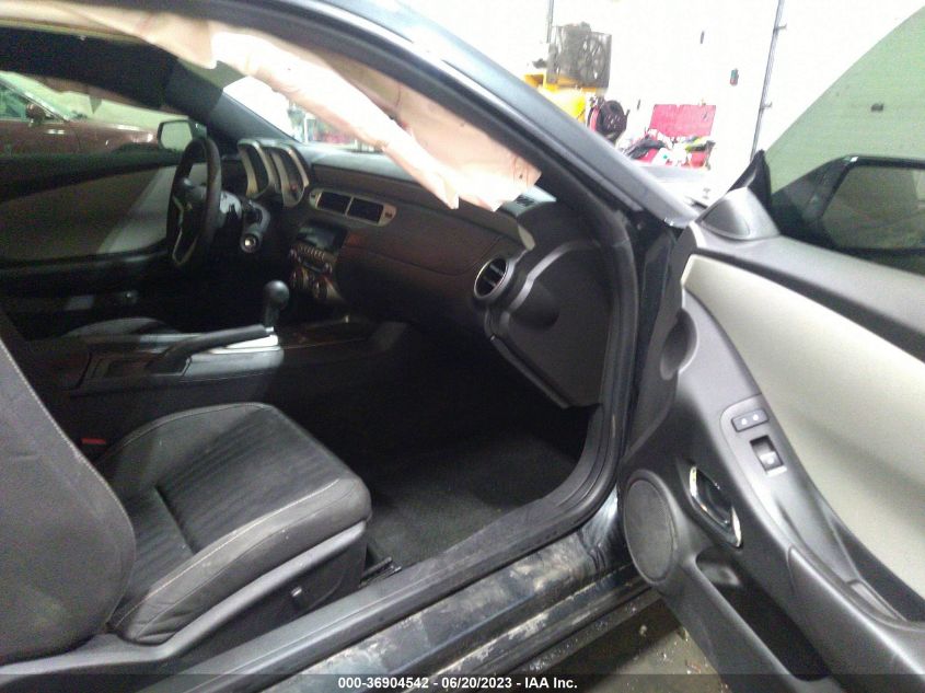 2015 CHEVROLET CAMARO LS - 2G1FB1E34F9235943