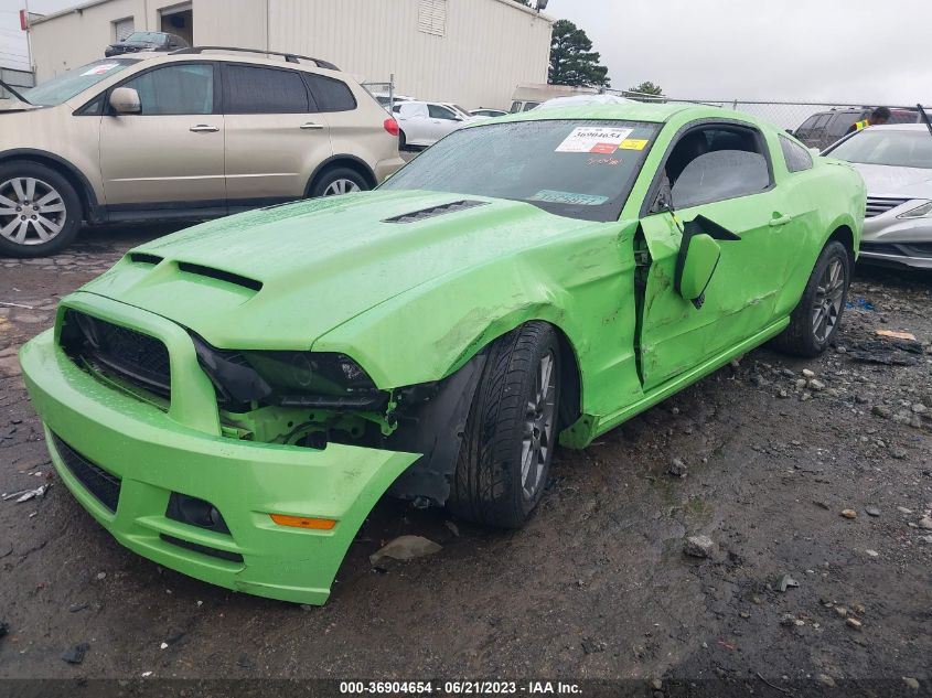 2014 FORD MUSTANG V6 - 1ZVBP8AM3E5317802