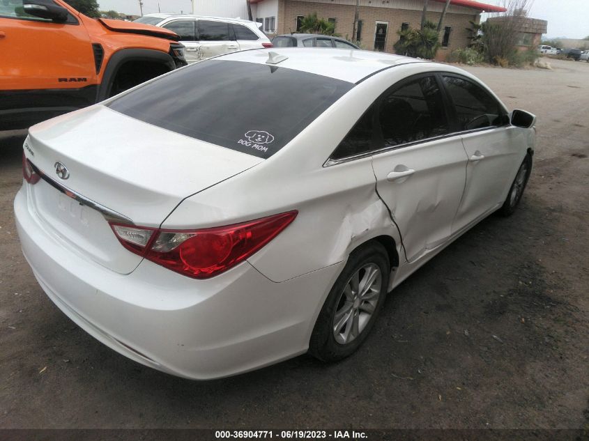 2013 HYUNDAI SONATA GLS - 5NPEB4AC7DH615136