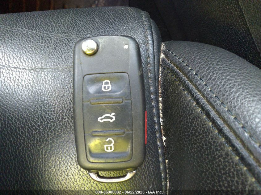 2013 VOLKSWAGEN GOLF R W/SUNROOF & NAVI WVWPF7AJ9DW019680