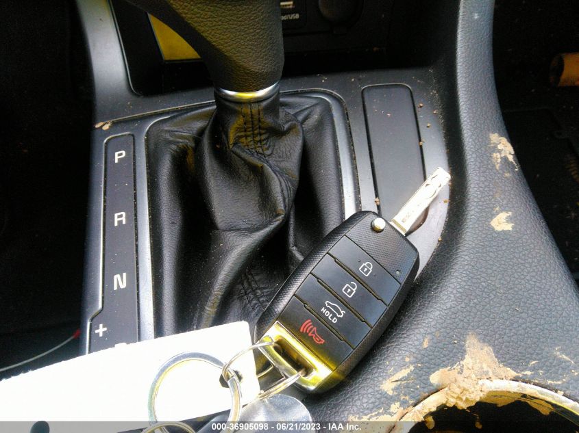 2015 KIA OPTIMA LX - KNAGM4A78F5596859