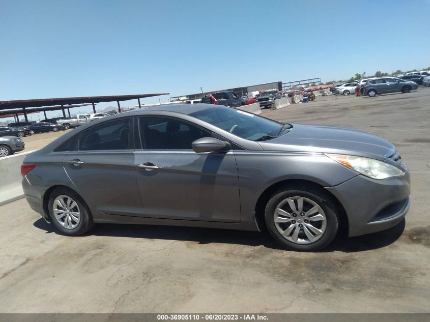 2013 HYUNDAI SONATA GLS PZEV - 5NPEB4AC2DH566525