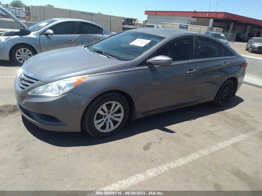 2013 HYUNDAI SONATA GLS PZEV - 5NPEB4AC2DH566525