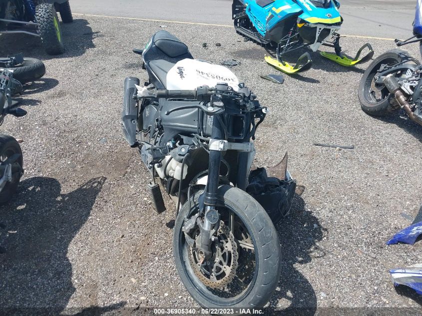 2014 KAWASAKI ZX636 F JKBZXJF16EA003503