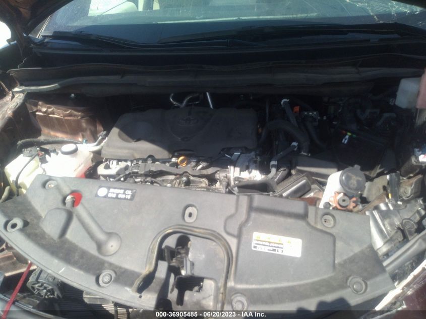 2022 TOYOTA SIENNA XLE - 5TDJRKEC0NS102847