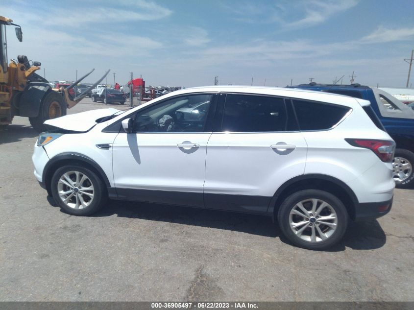 2017 FORD ESCAPE SE - 1FMCU0GD0HUB21427