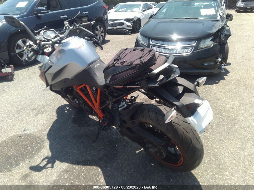 2017 KTM 1290 SUPER DUKE GT - VBKV69402HM953864