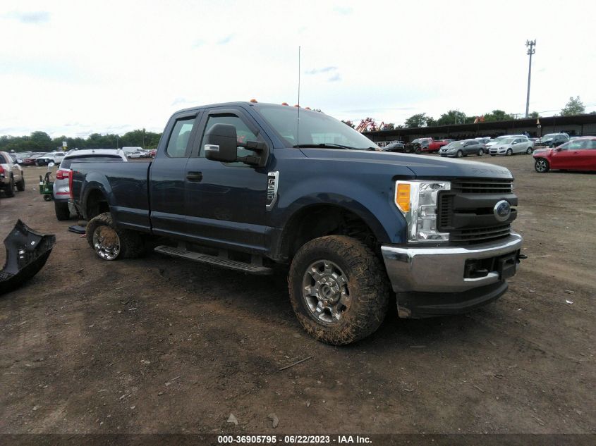 2017 FORD SUPER DUTY F-250 SRW XLT/LARIAT/XL - 1FT7X2B63HEC51858