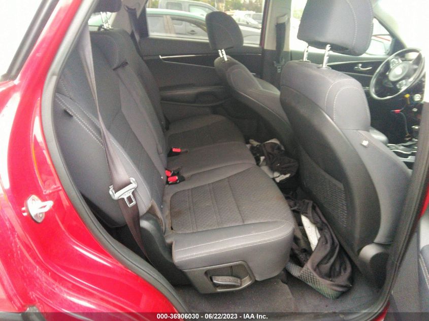 2017 KIA SORENTO LX - 5XYPG4A30HG250760