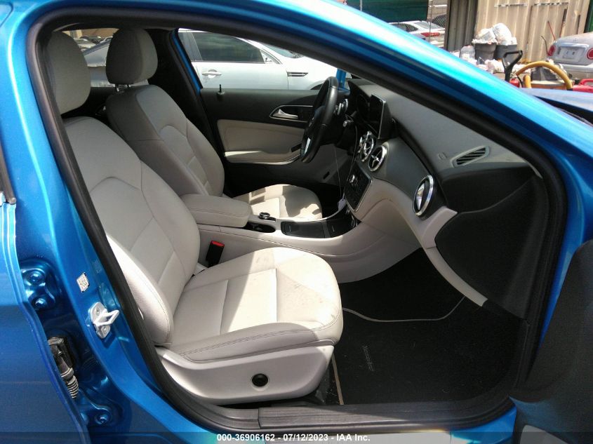 2015 MERCEDES-BENZ GLA-CLASS GLA 250 - WDCTG4GB8FJ099204