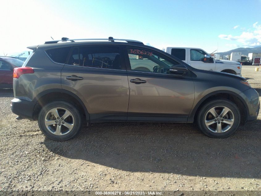 2015 TOYOTA RAV4 XLE - JTMRFREV3FD169283