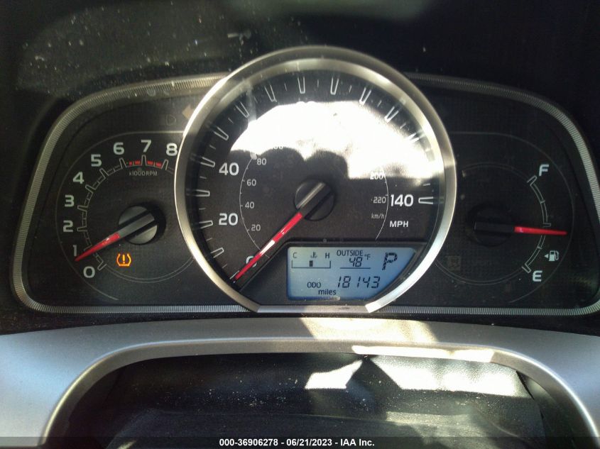 2015 TOYOTA RAV4 XLE - JTMRFREV3FD169283