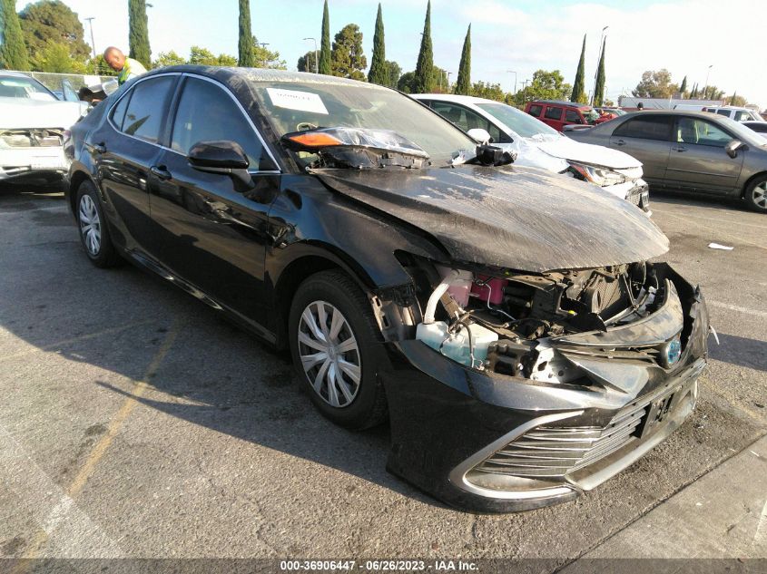 2022 TOYOTA CAMRY HYBRID LE - 4T1C31AK1NU576640