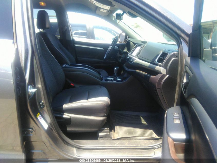 2019 TOYOTA HIGHLANDER LE - 5TDZZRFHXKS321462