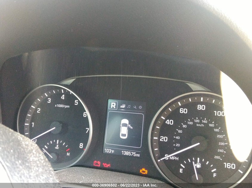 VIN 5NPD84LF3JH387147 2018 HYUNDAI ELANTRA SEL
