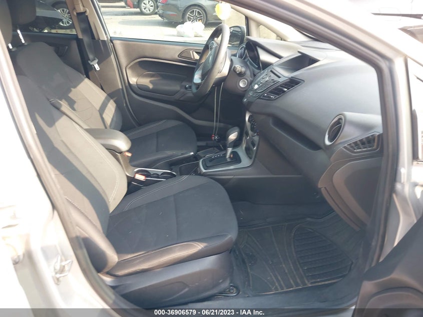 VIN 3FADP4EJXJM144097 2018 FORD FIESTA SE