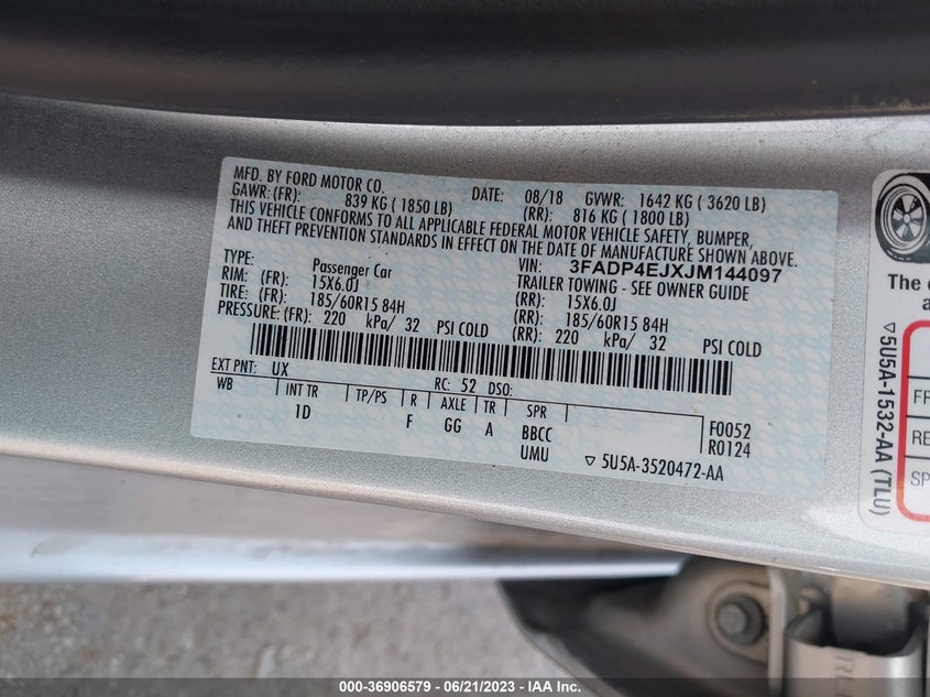 VIN 3FADP4EJXJM144097 2018 FORD FIESTA SE