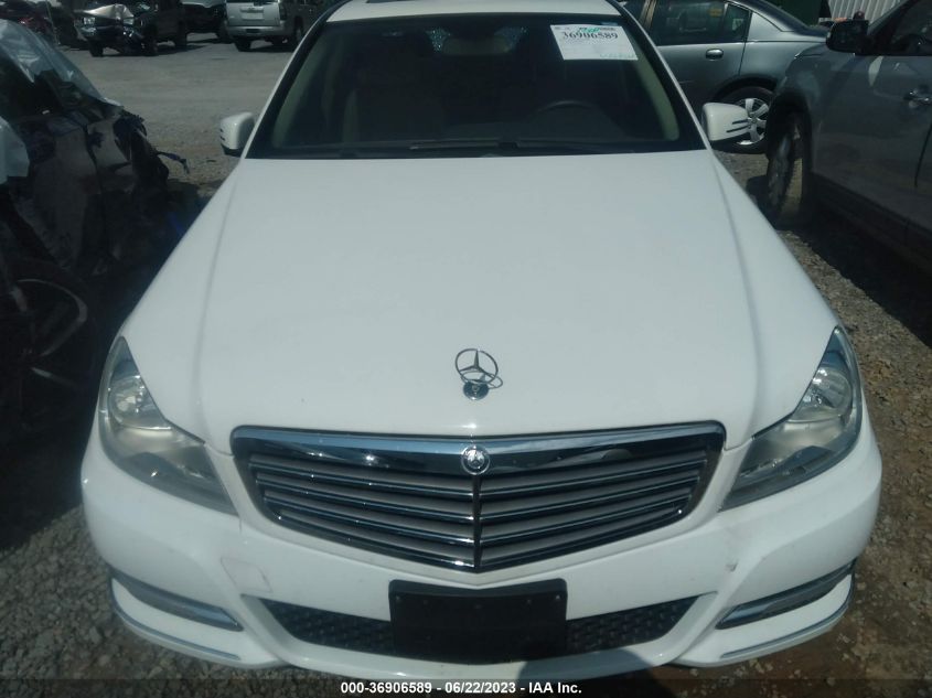 2013 MERCEDES-BENZ C-CLASS C 300 - WDDGF8AB1DG120677