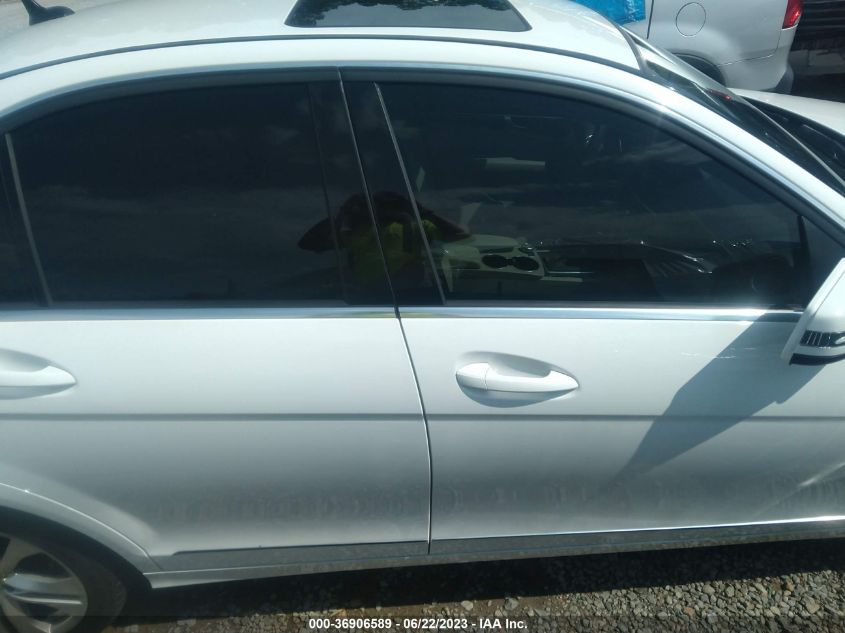 2013 MERCEDES-BENZ C-CLASS C 300 - WDDGF8AB1DG120677