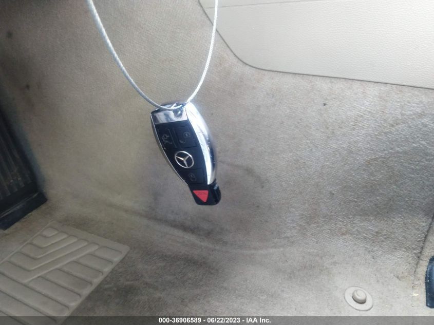 2013 MERCEDES-BENZ C-CLASS C 300 - WDDGF8AB1DG120677