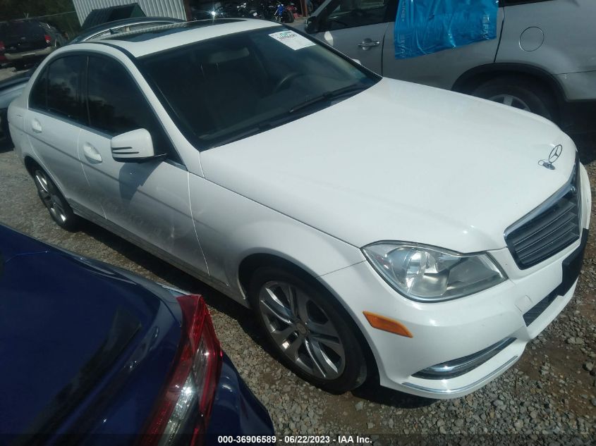 2013 MERCEDES-BENZ C-CLASS C 300 - WDDGF8AB1DG120677