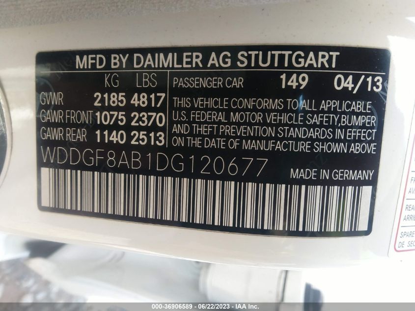 2013 MERCEDES-BENZ C-CLASS C 300 - WDDGF8AB1DG120677