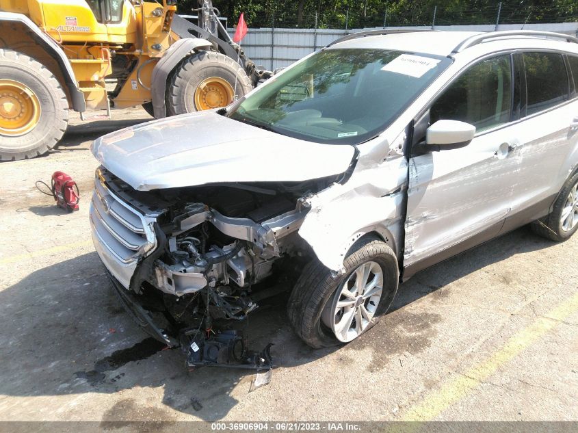 2018 FORD ESCAPE SE - 1FMCU9GDXJUB59984