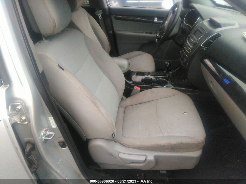 2014 KIA SORENTO LX - 5XYKT3A6XEG448316