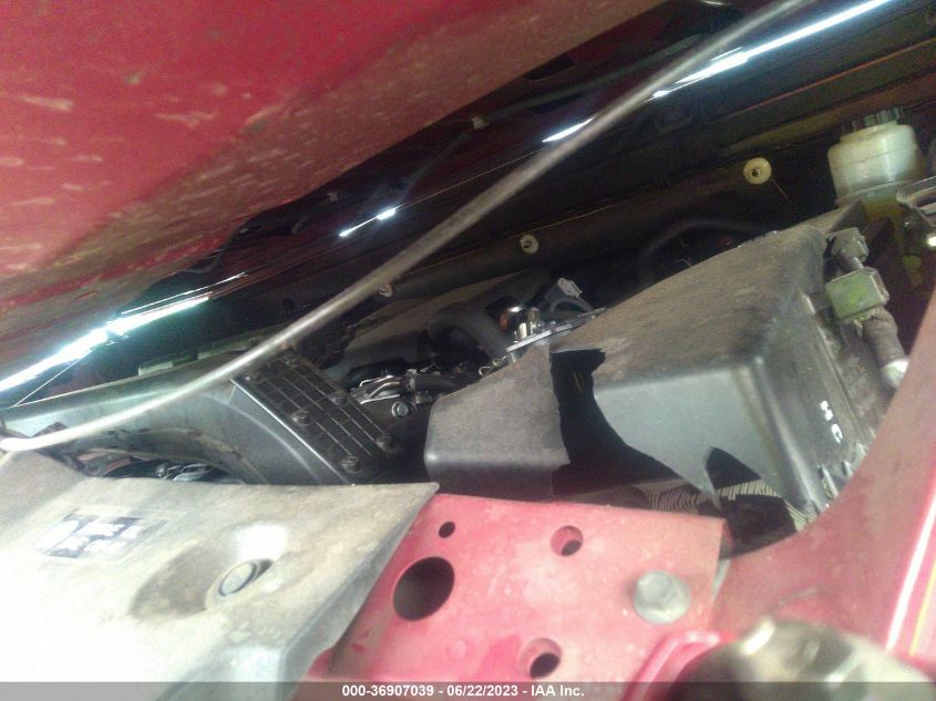 2019 TOYOTA RAV4 XLE - JTMP1RFV2KJ023053